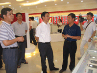 南平市委副書記黃福清、市委常委統(tǒng)戰(zhàn)部部長黃健平一行視察虹潤公司